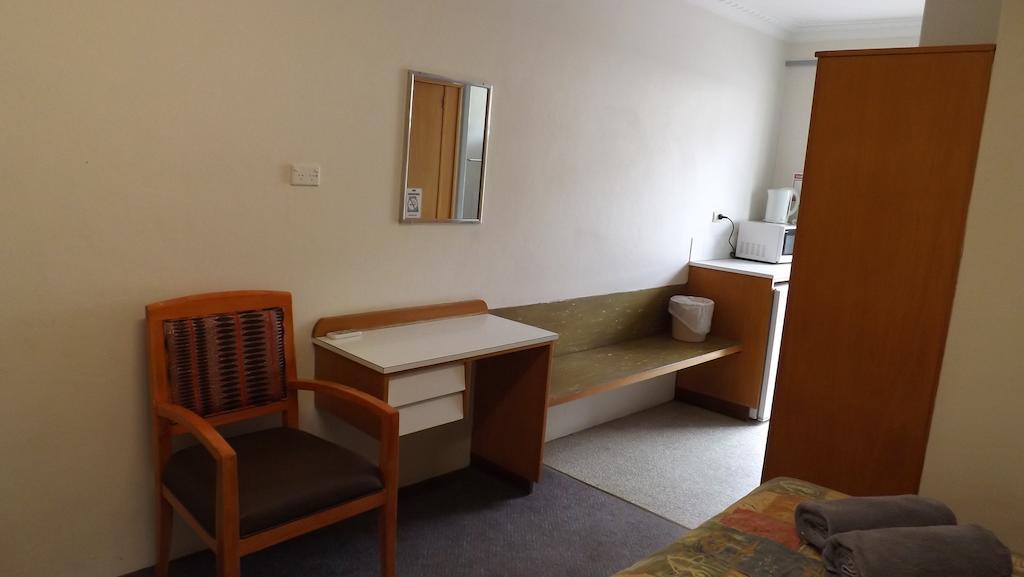 Collie Motel Room photo