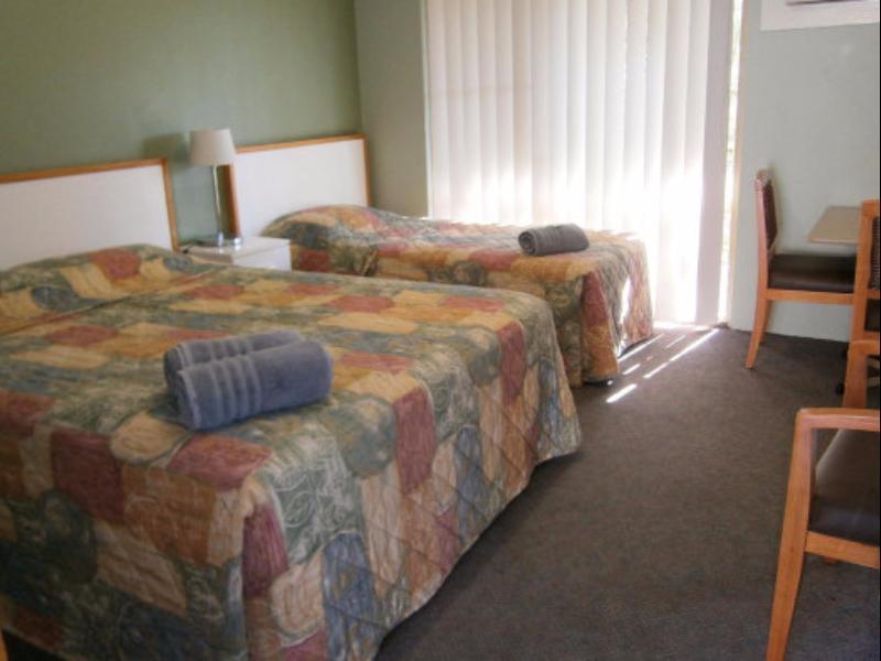 Collie Motel Exterior photo