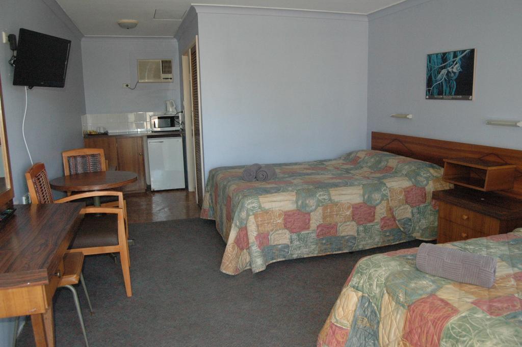 Collie Motel Exterior photo